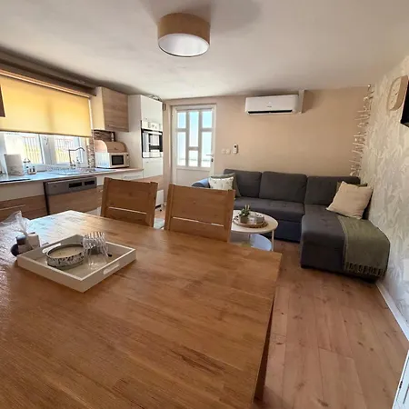 Klara Apartment